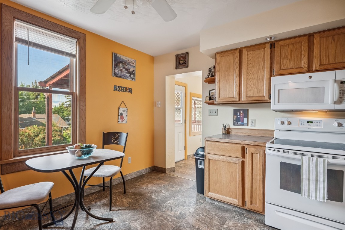 1046 W Park Street Property Photo 21