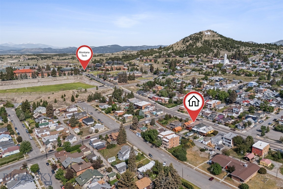 1046 W Park Street Property Photo 39