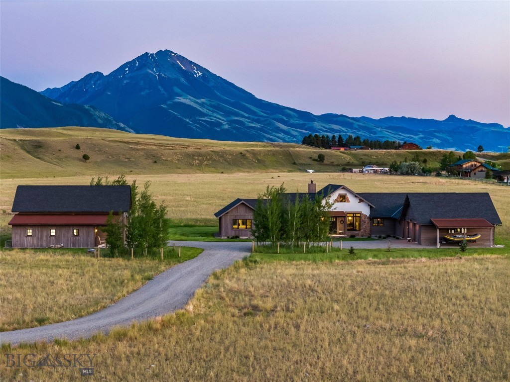 10 Brown Pony Trail