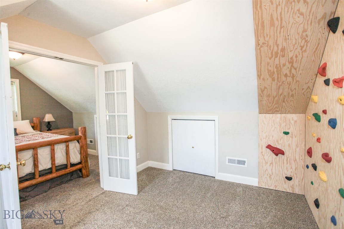 717 N Aster Avenue Property Photo 19