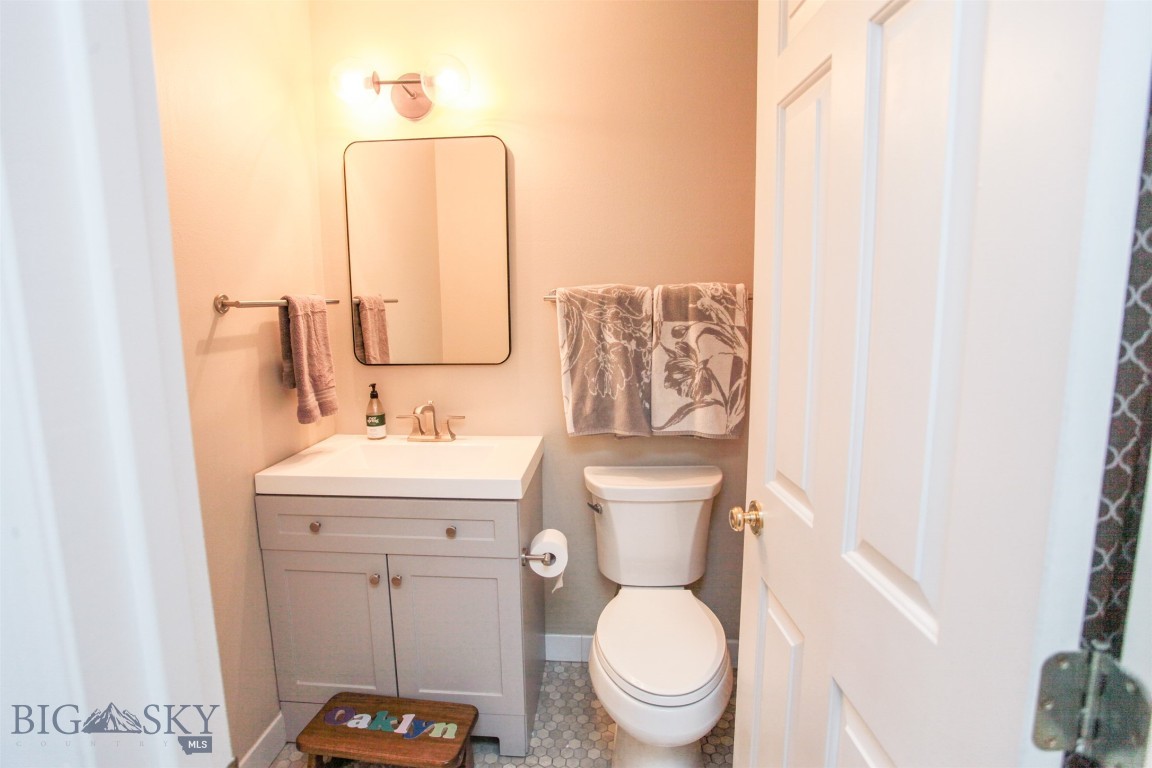 717 N Aster Avenue Property Photo 20