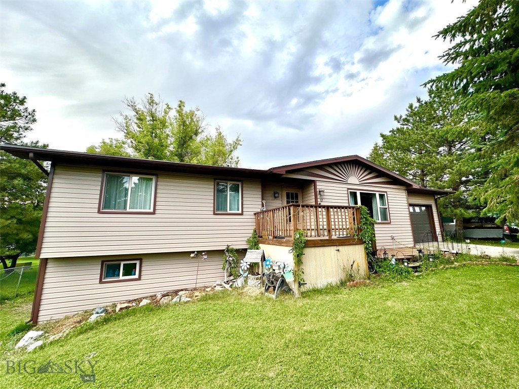 17 Clover Drive