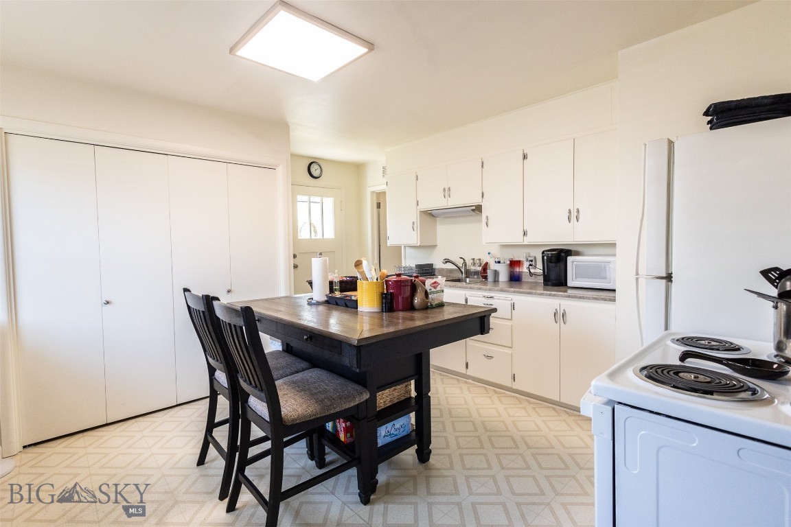721 W Park Avenue Property Photo 10