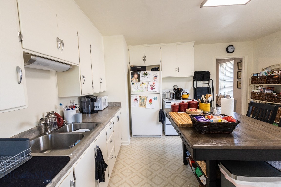 721 W Park Avenue Property Photo 11