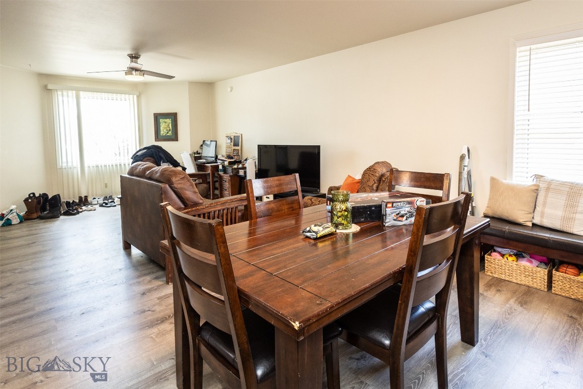 721 W Park Avenue Property Photo 20