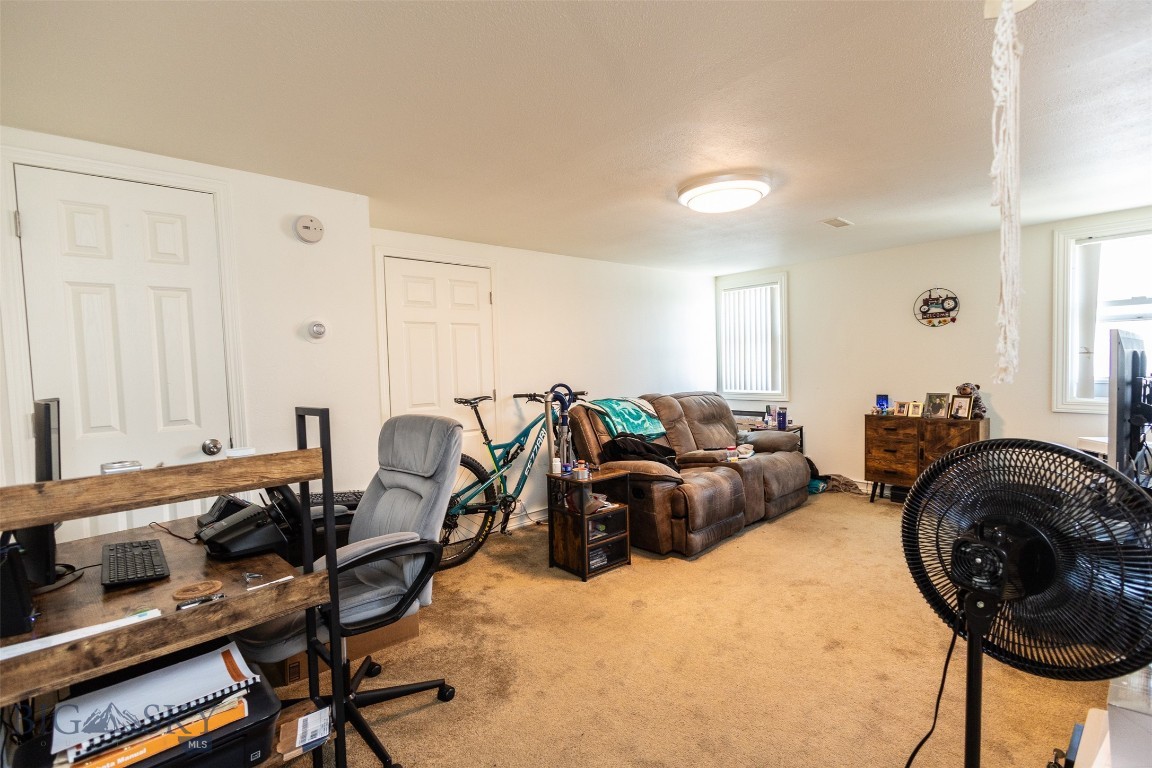 721 W Park Avenue Property Photo 42