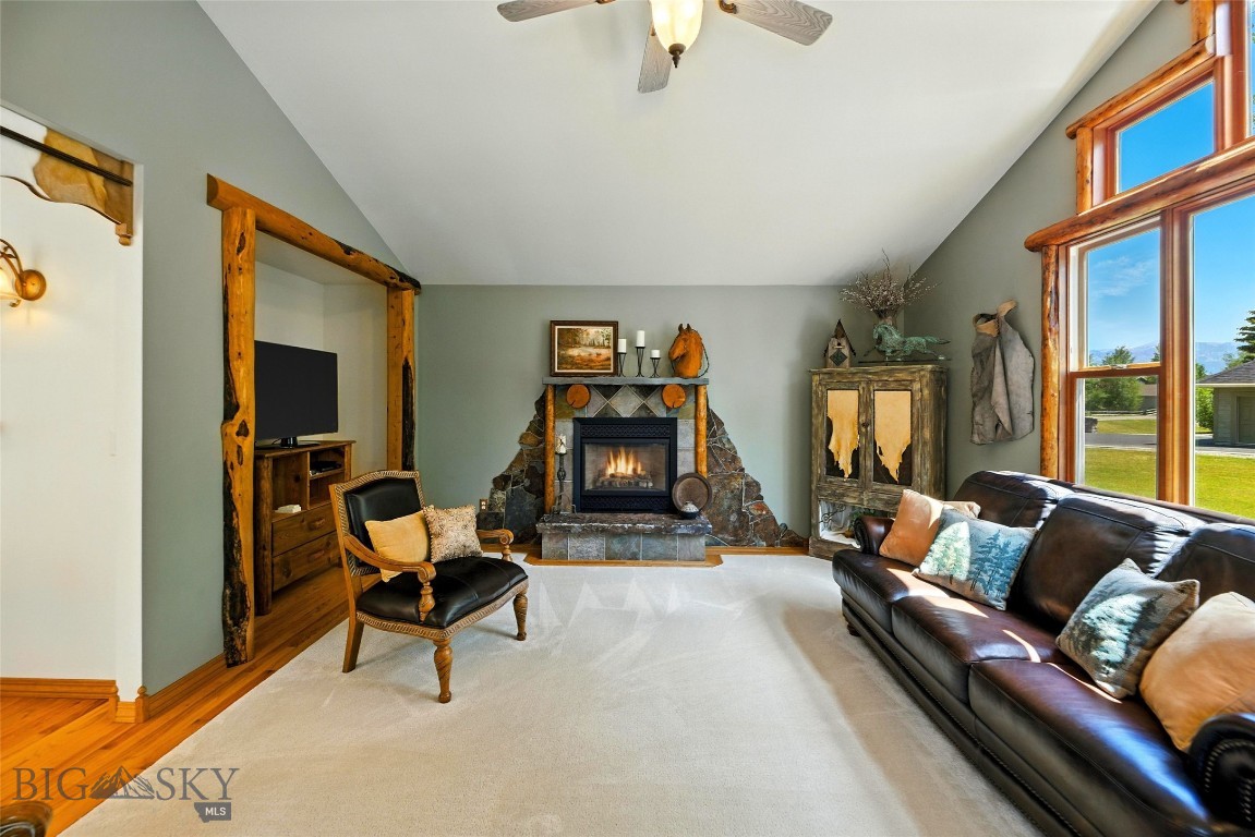 12 Pathfinder Trail Property Photo 31