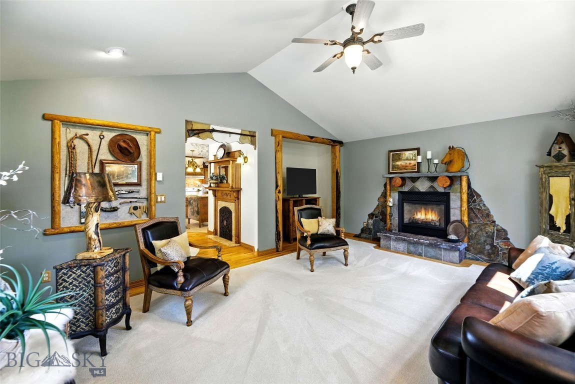12 Pathfinder Trail Property Photo 34