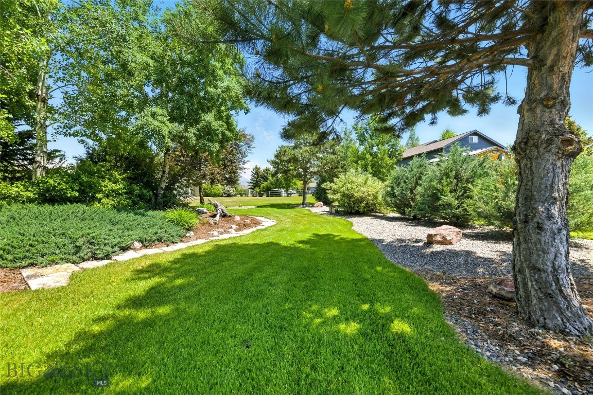 12 Pathfinder Trail Property Photo 93