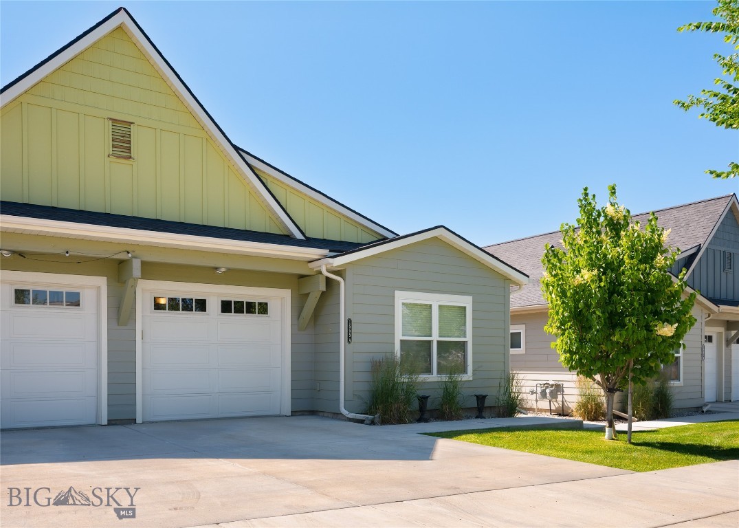 1665 Windward Avenue A Property Photo 1