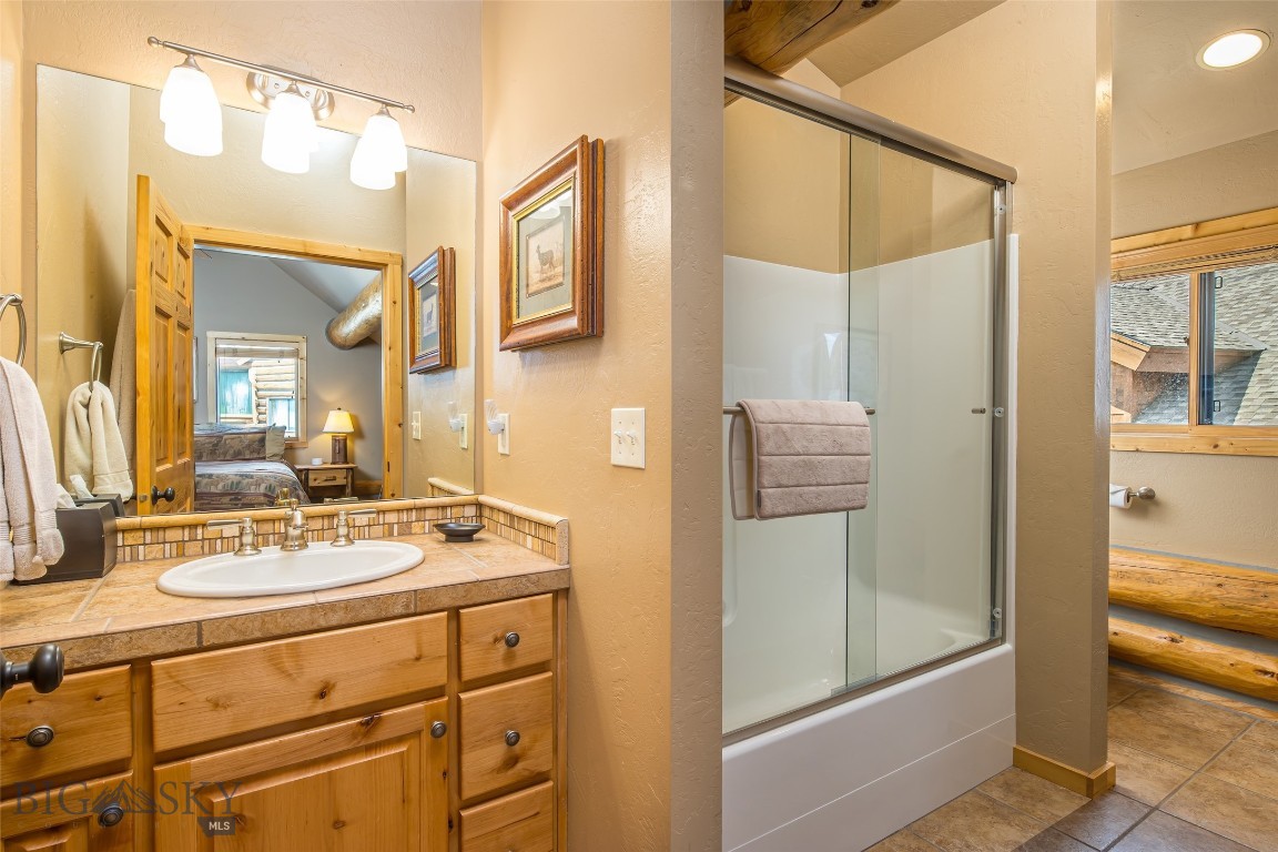 70 Lake Shore Drive 3 Property Photo 18