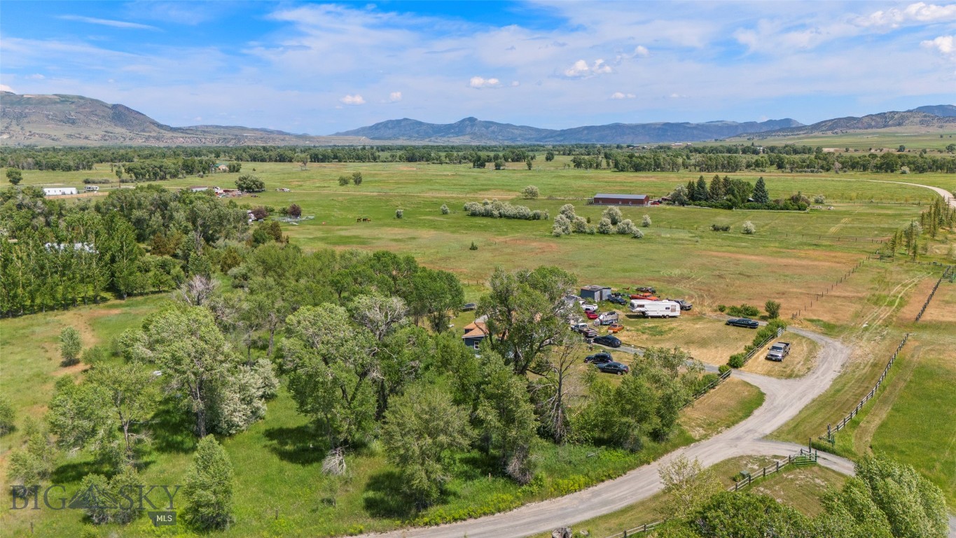35 Spring Creek Property Photo 1