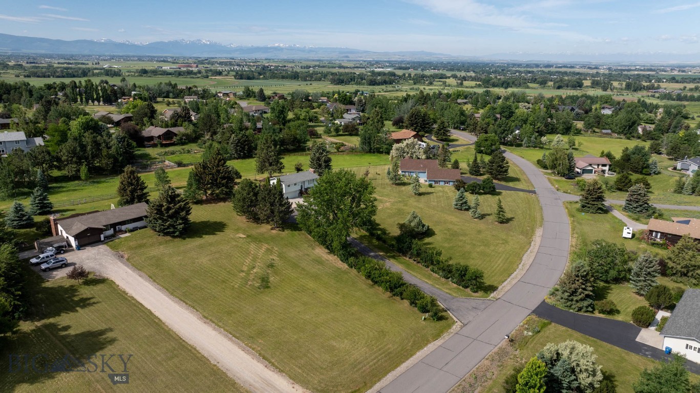 4919 Itana Circle Property Photo 11