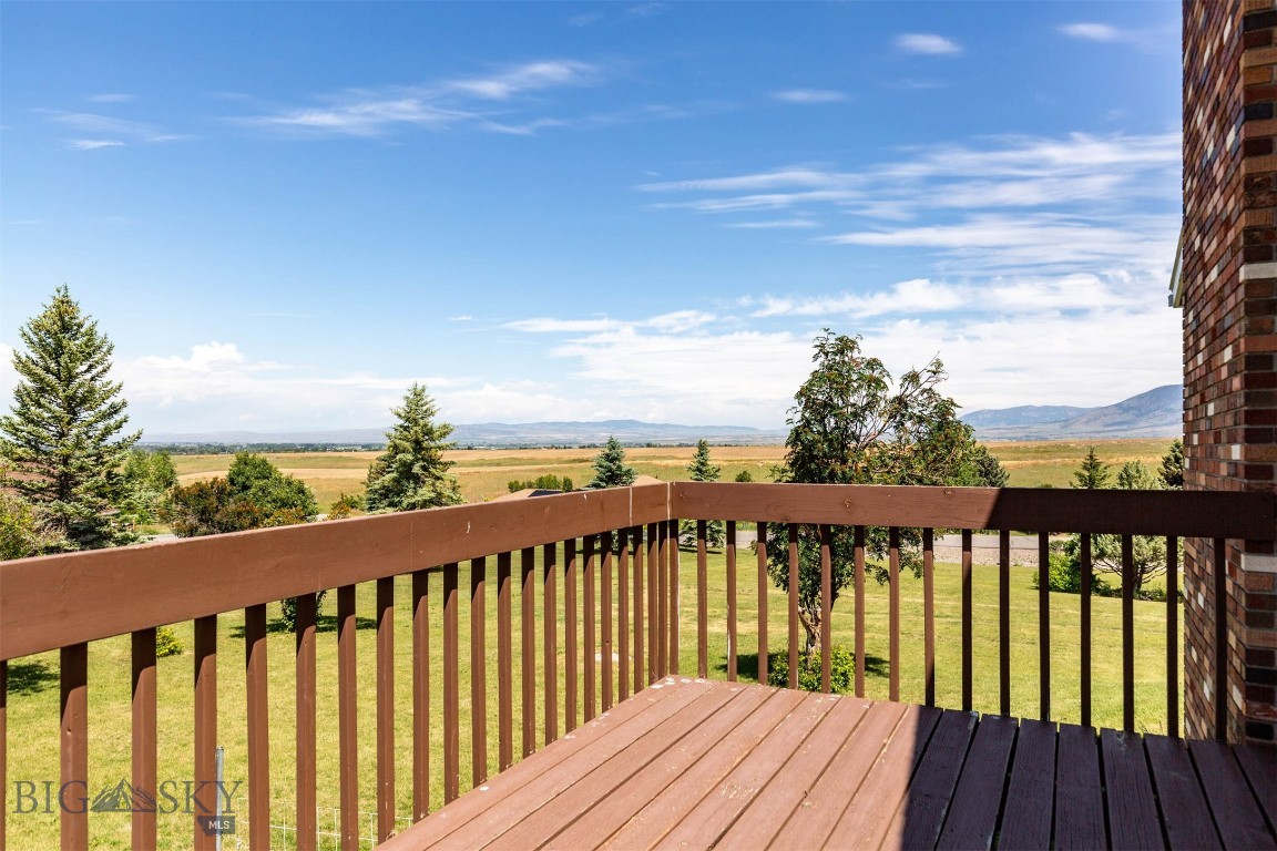 4919 Itana Circle Property Photo 27