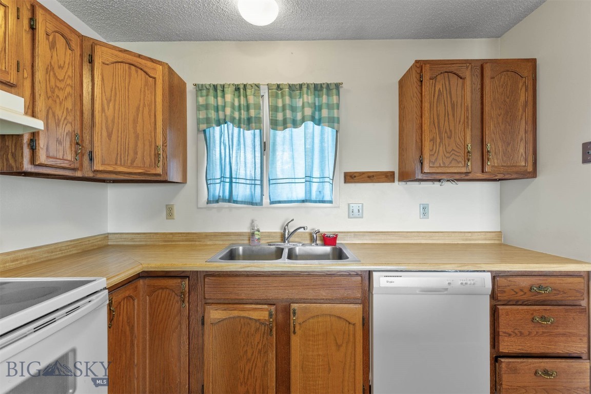 4919 Itana Circle Property Photo 40