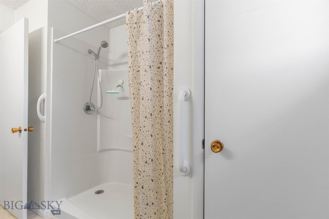 4919 Itana Circle Property Photo 44