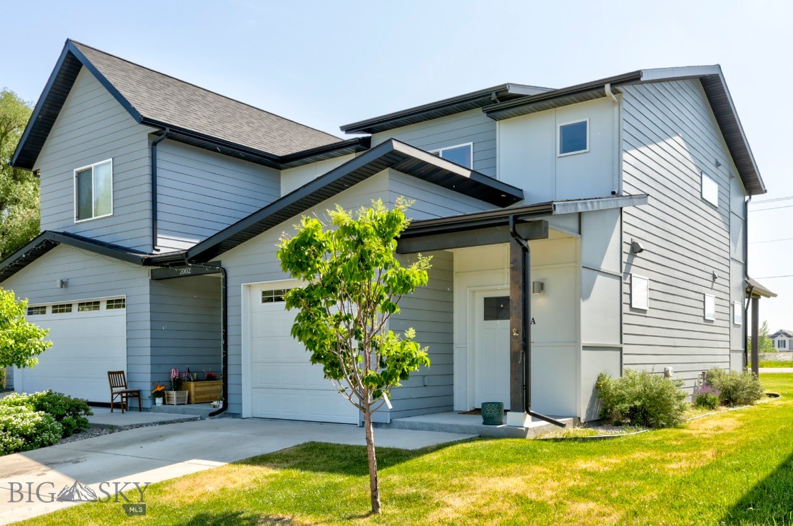 2002 Chipset Street A Property Photo 1