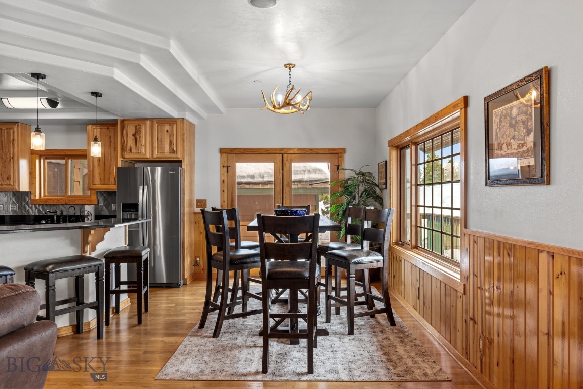670 Antler Ridge Property Photo 7