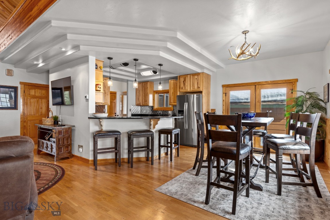 670 Antler Ridge Property Photo 8