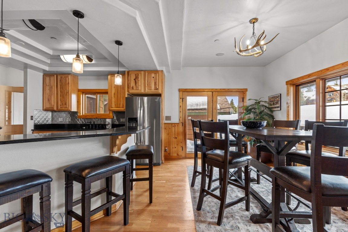 670 Antler Ridge Property Photo 10