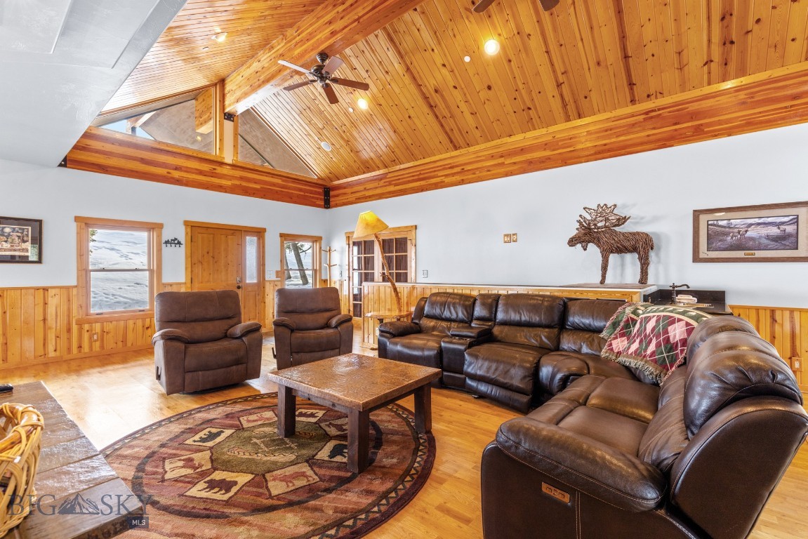 670 Antler Ridge Property Photo 22
