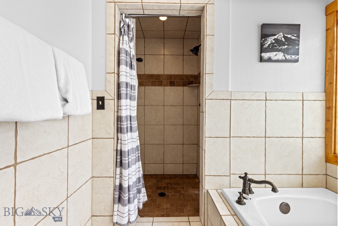 670 Antler Ridge Property Photo 35