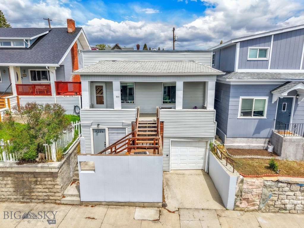 925 W Woolman Property Photo