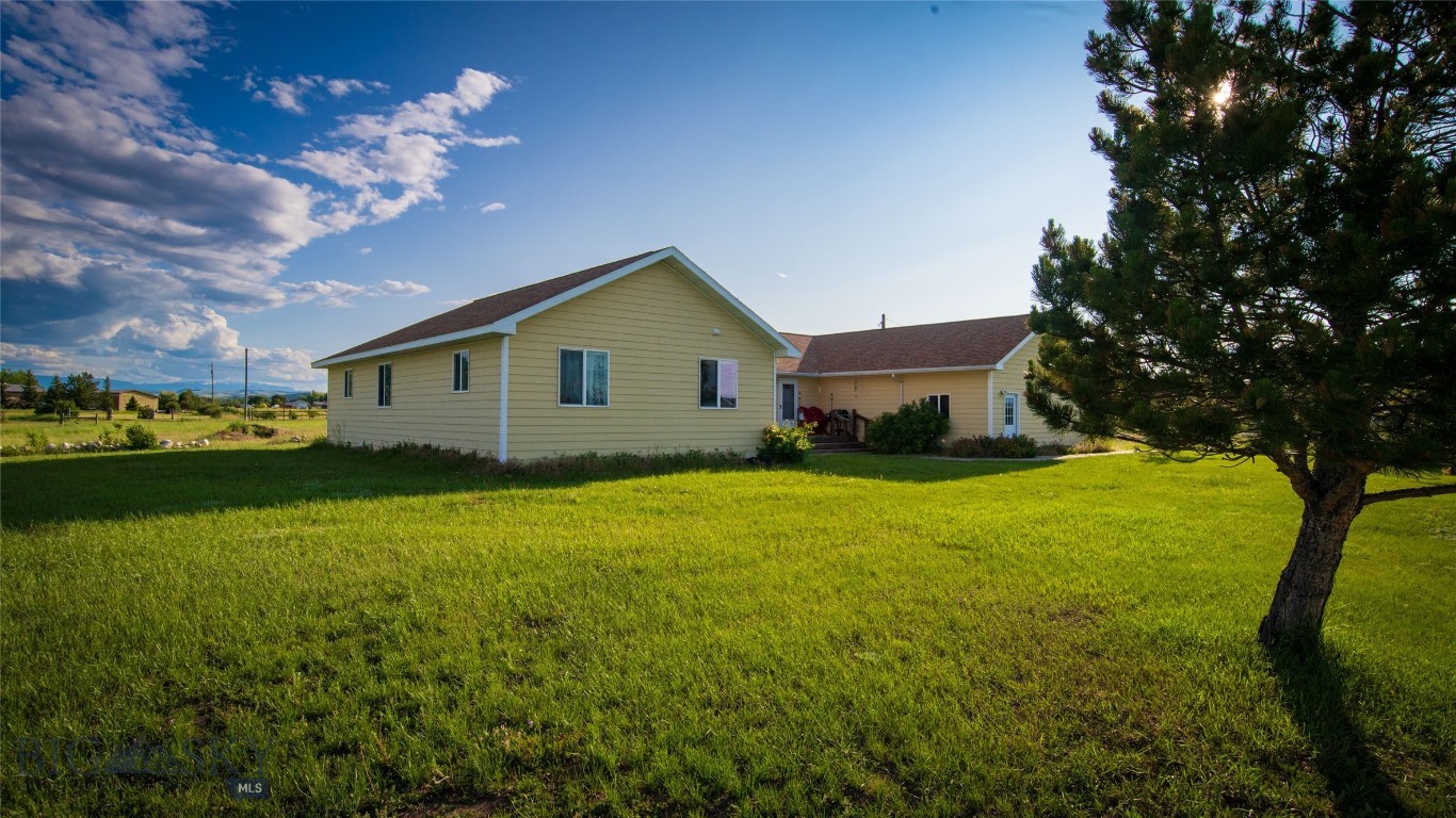 65 Indian Rings Road Property Photo 4
