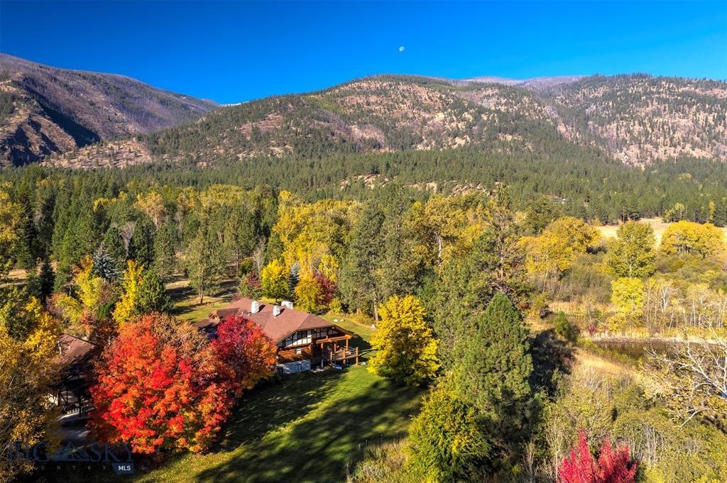 5600 Spring Mountain Road Property Photo 1