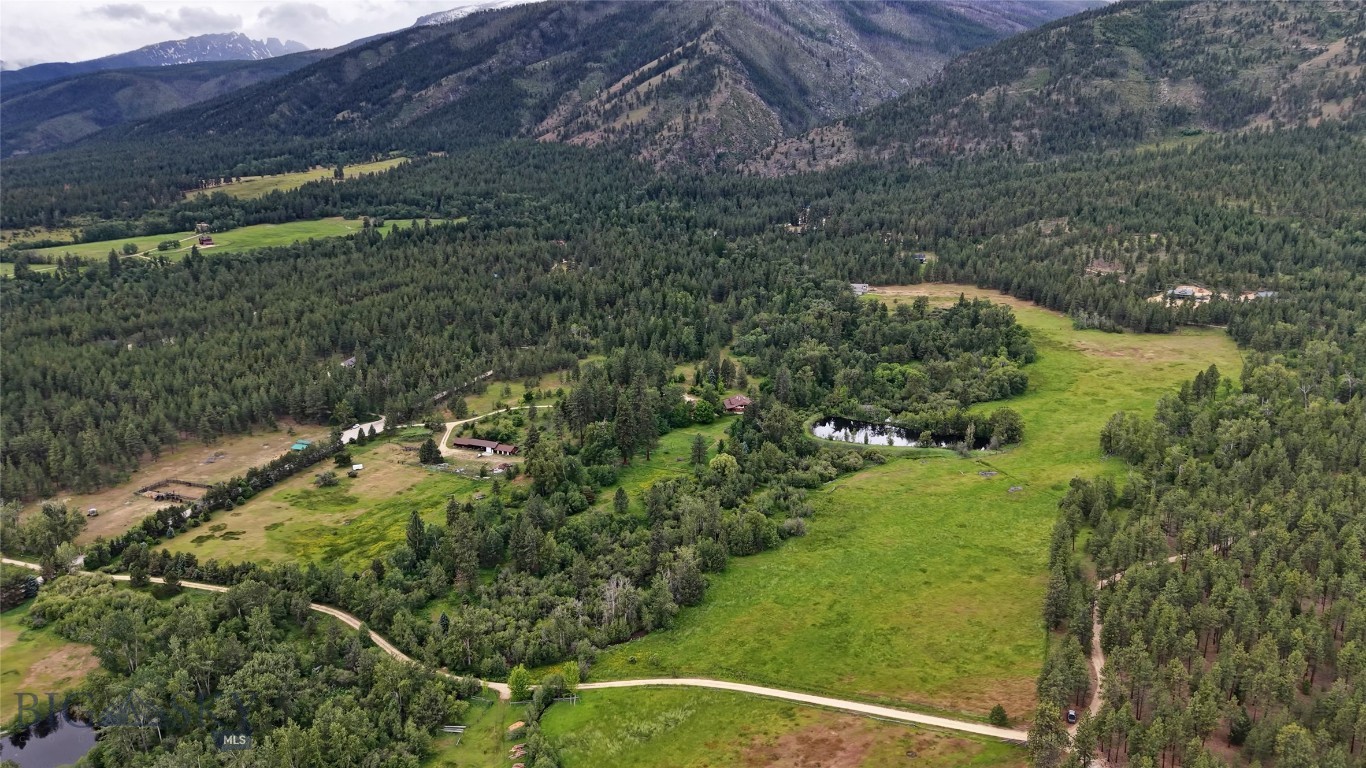 5600 Spring Mountain Road Property Photo 8