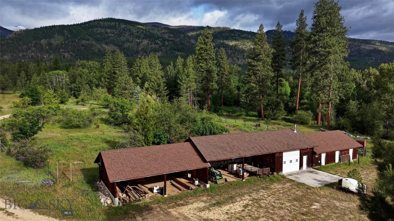 5600 Spring Mountain Road Property Photo 34