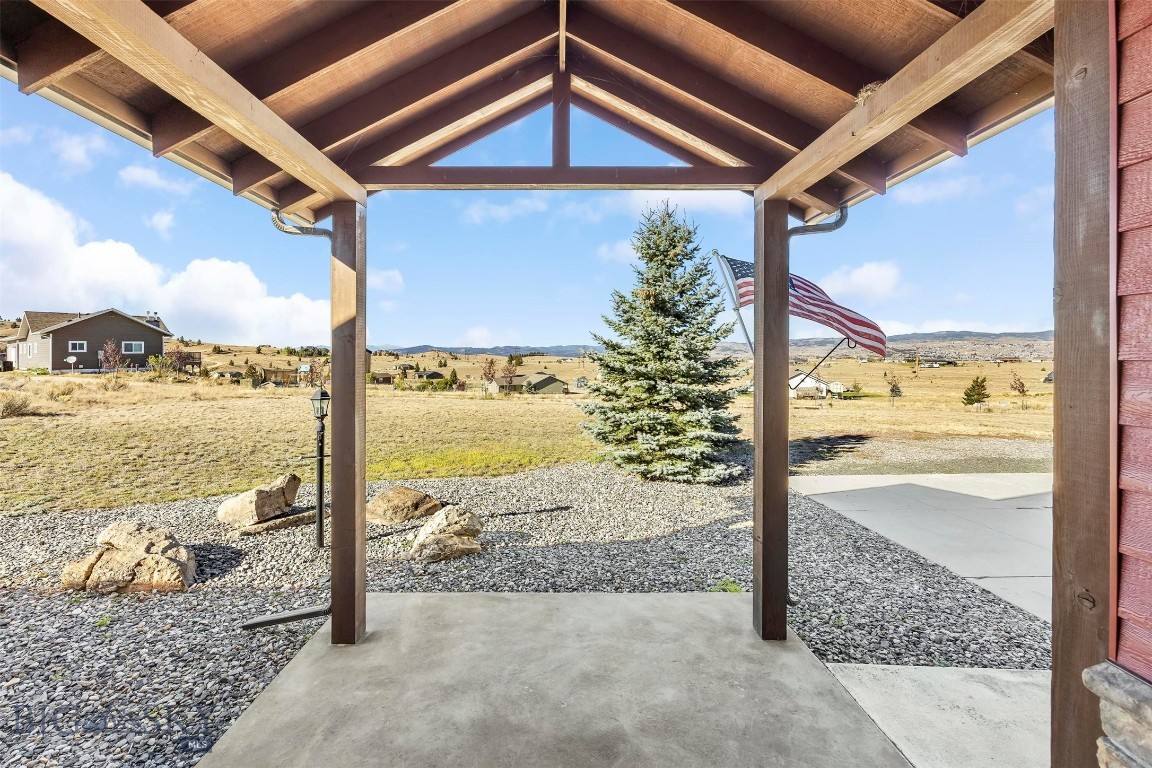 187 Telemark Lane Property Photo 10