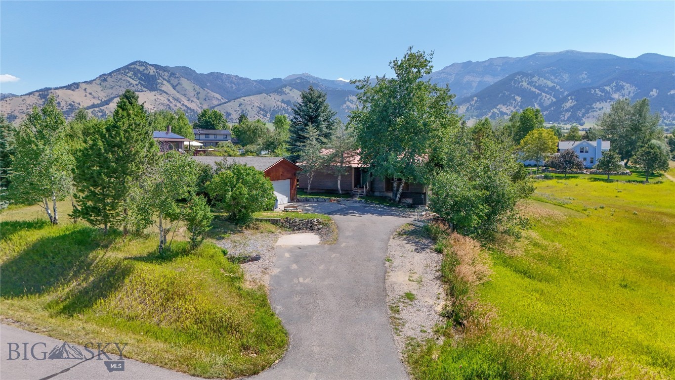3550 Yellowbell Road Property Photo 3