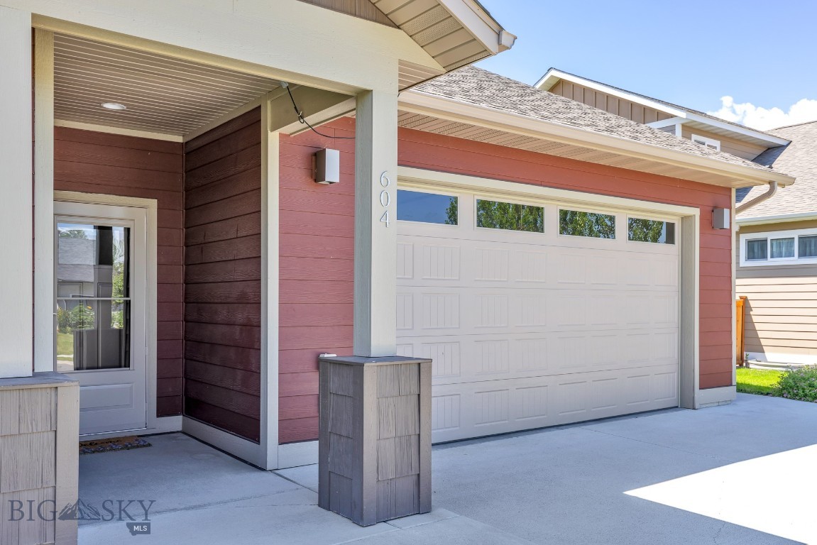 604 Talon Way Property Photo 4