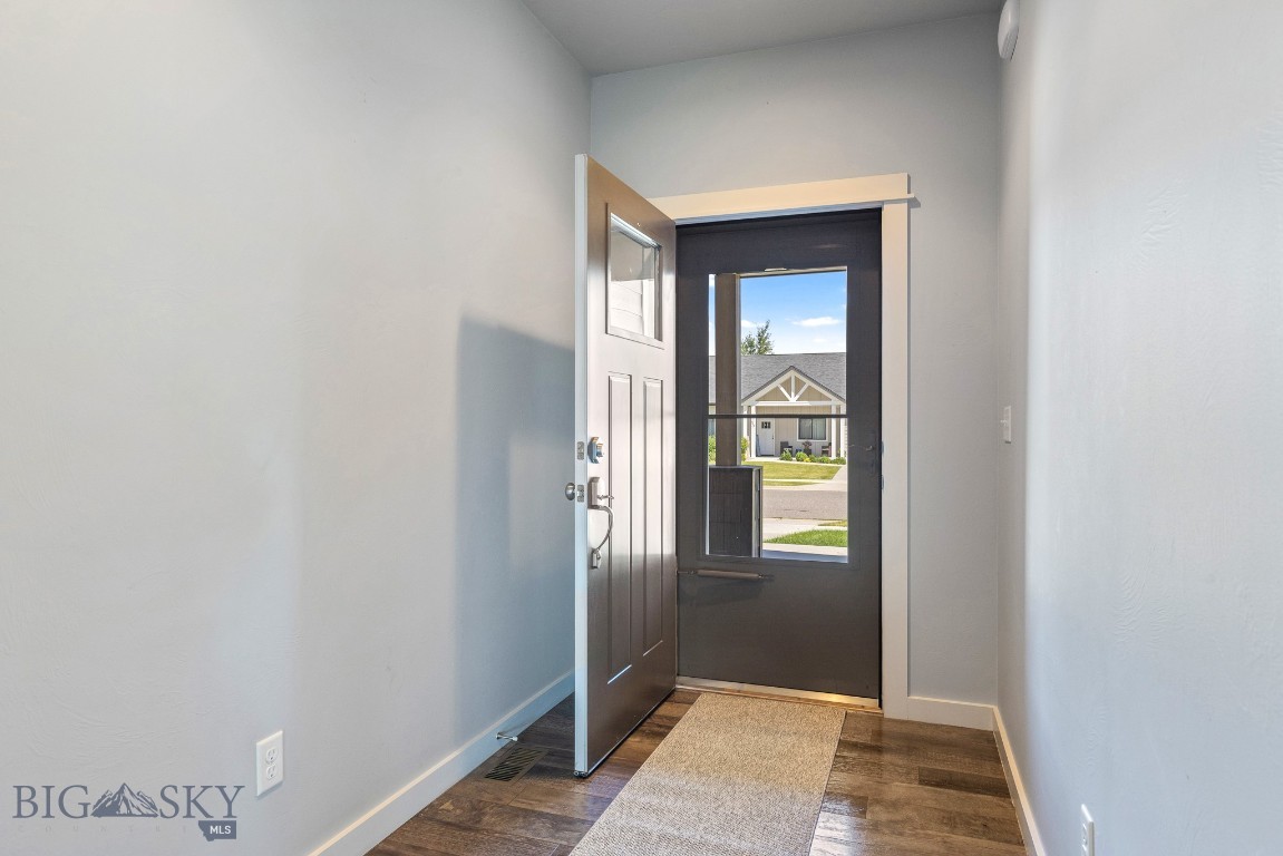 604 Talon Way Property Photo 10