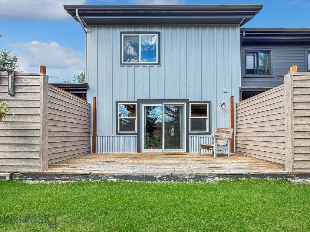 80 Aspen Leaf Drive 7 Property Photo 4