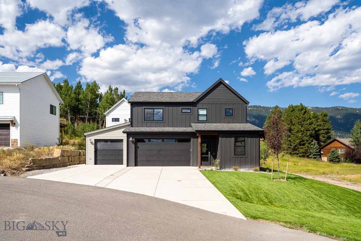 87 Upper Whitefish Drive Property Photo 1