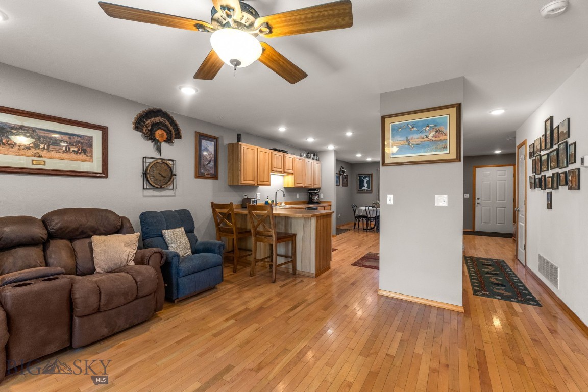 659 Green Tree Drive Property Photo 13