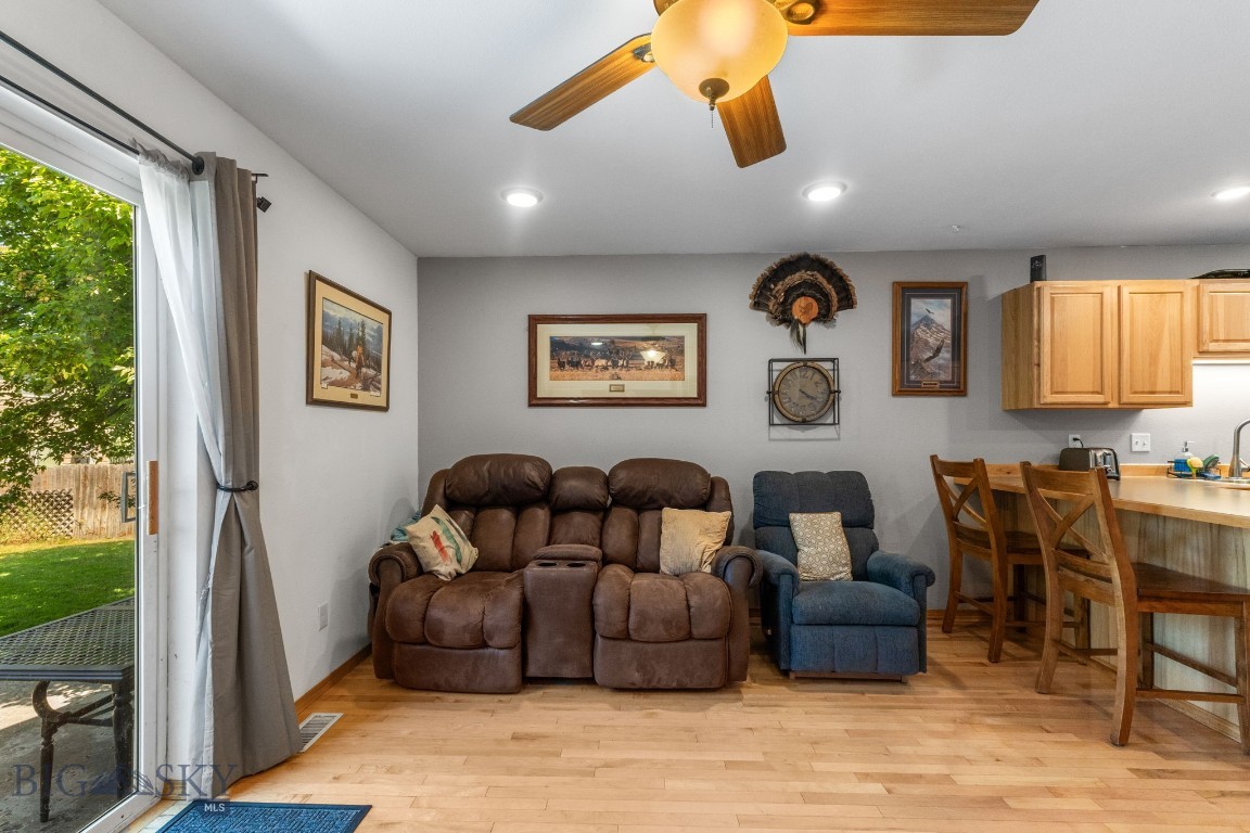 659 Green Tree Drive Property Photo 15
