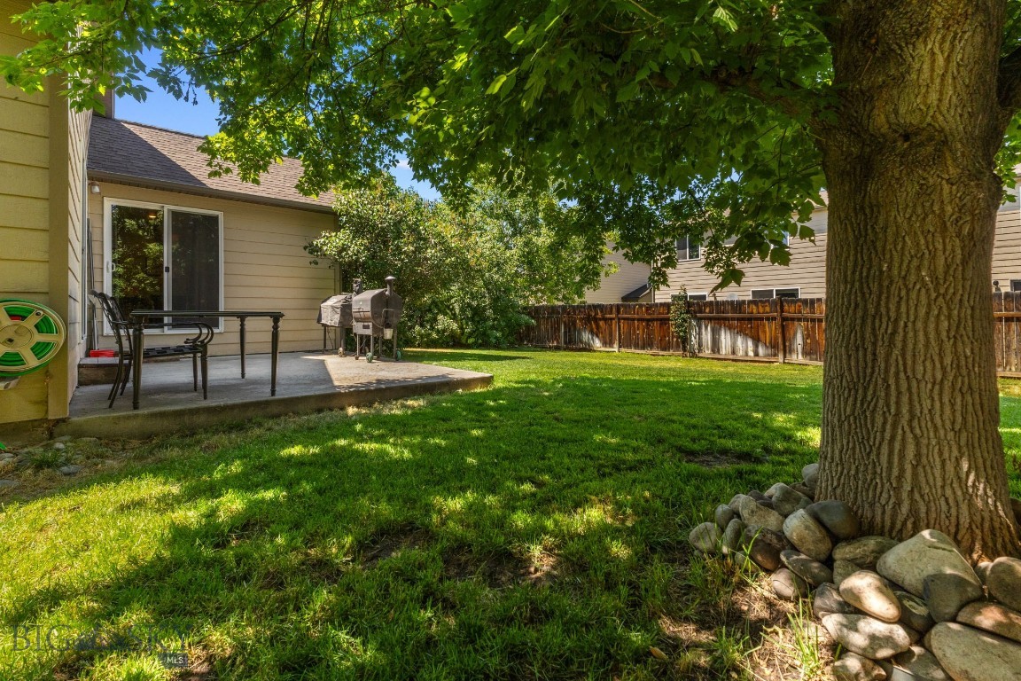 659 Green Tree Drive Property Photo 34