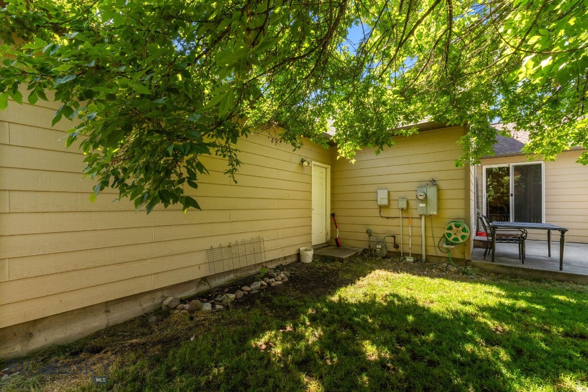 659 Green Tree Drive Property Photo 35