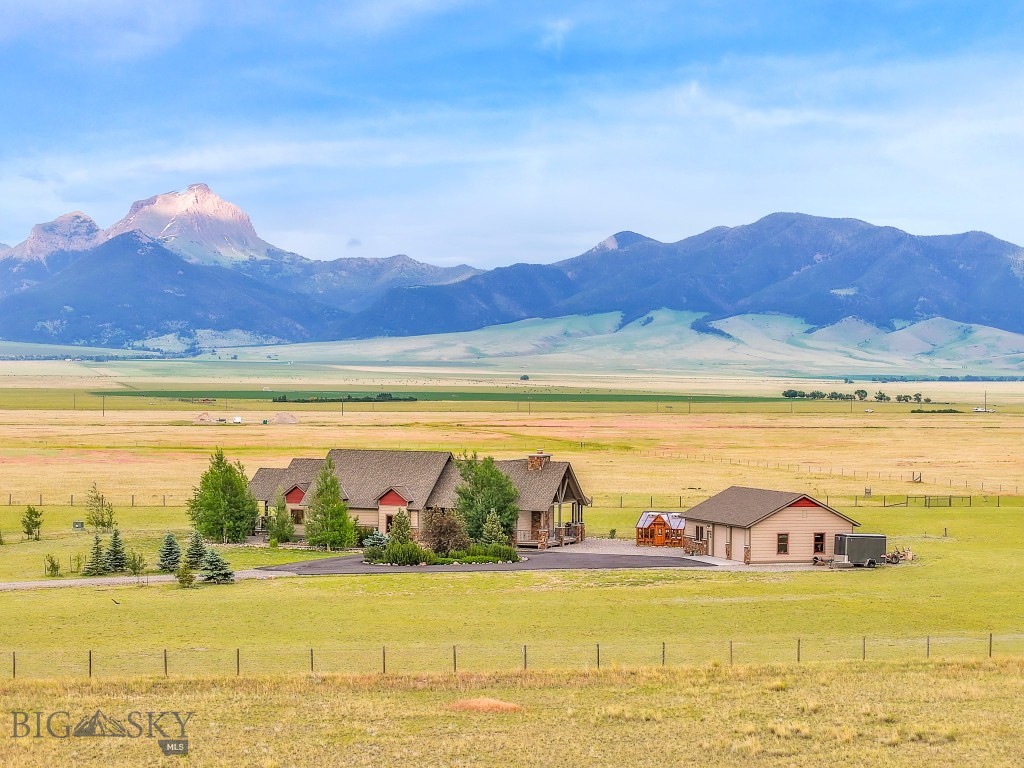 115 Holding Pen Road Property Photo 6