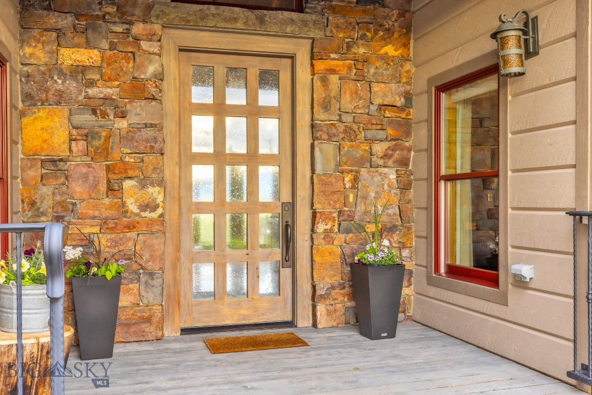 115 Holding Pen Road Property Photo 10