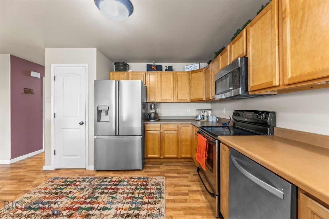 1110 Biehl C Property Photo 9