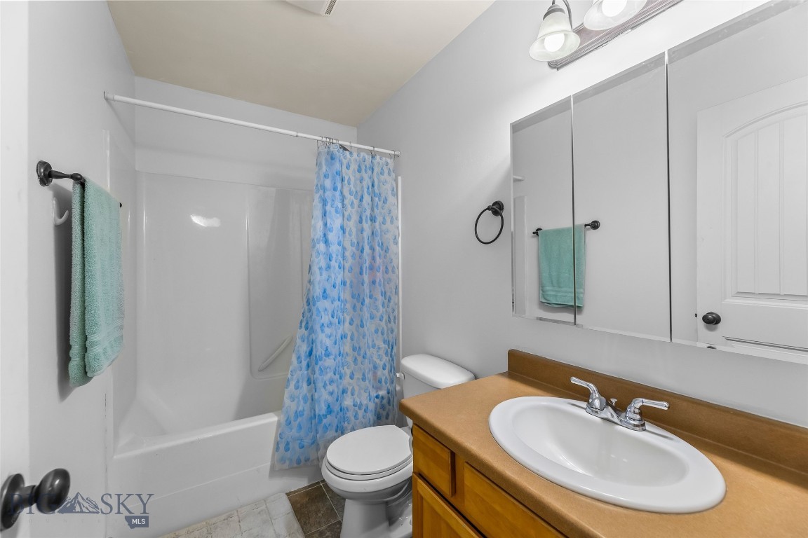 1110 Biehl C Property Photo 20