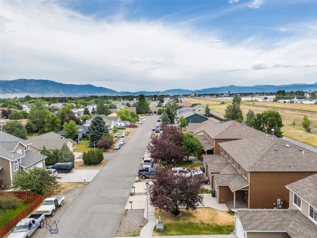 1110 Biehl C Property Photo 31