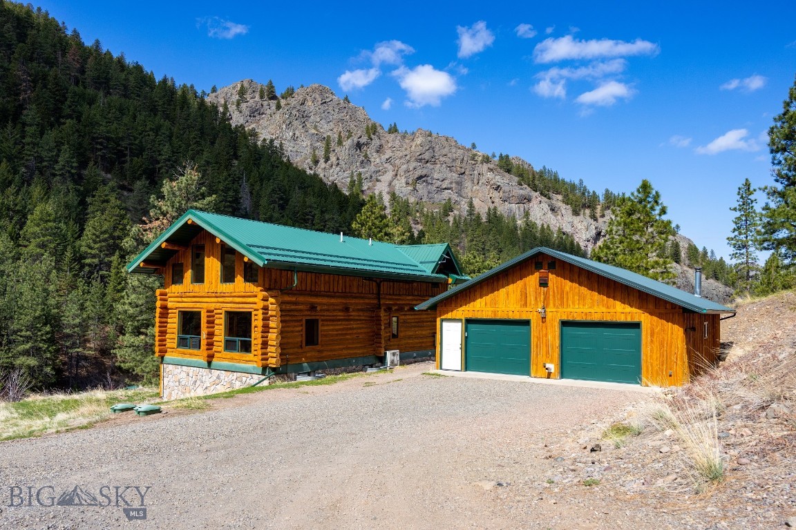 149 Novak Creek Property Photo 1