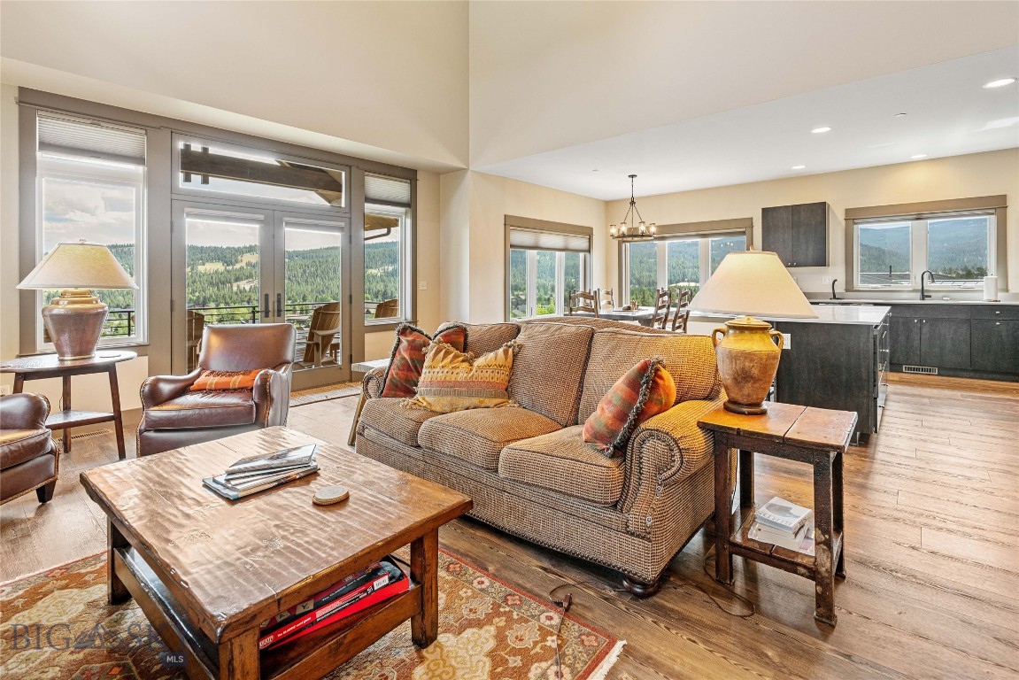 458 Big Pine Property Photo 9