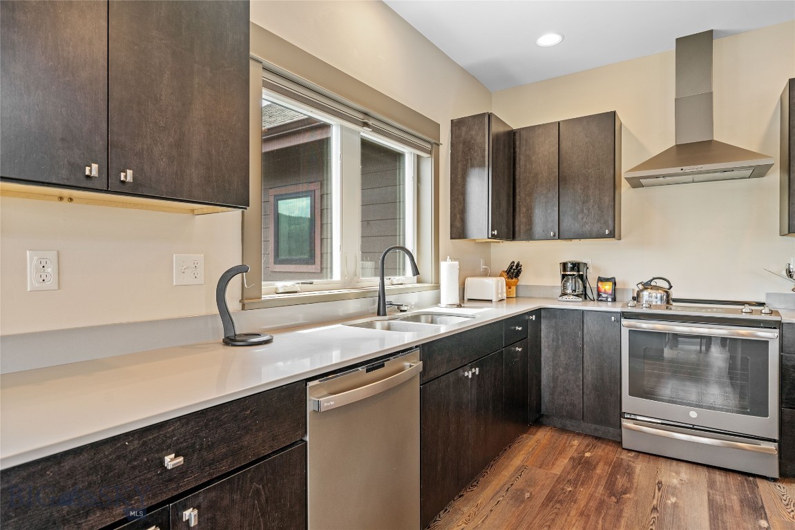 458 Big Pine Property Photo 12