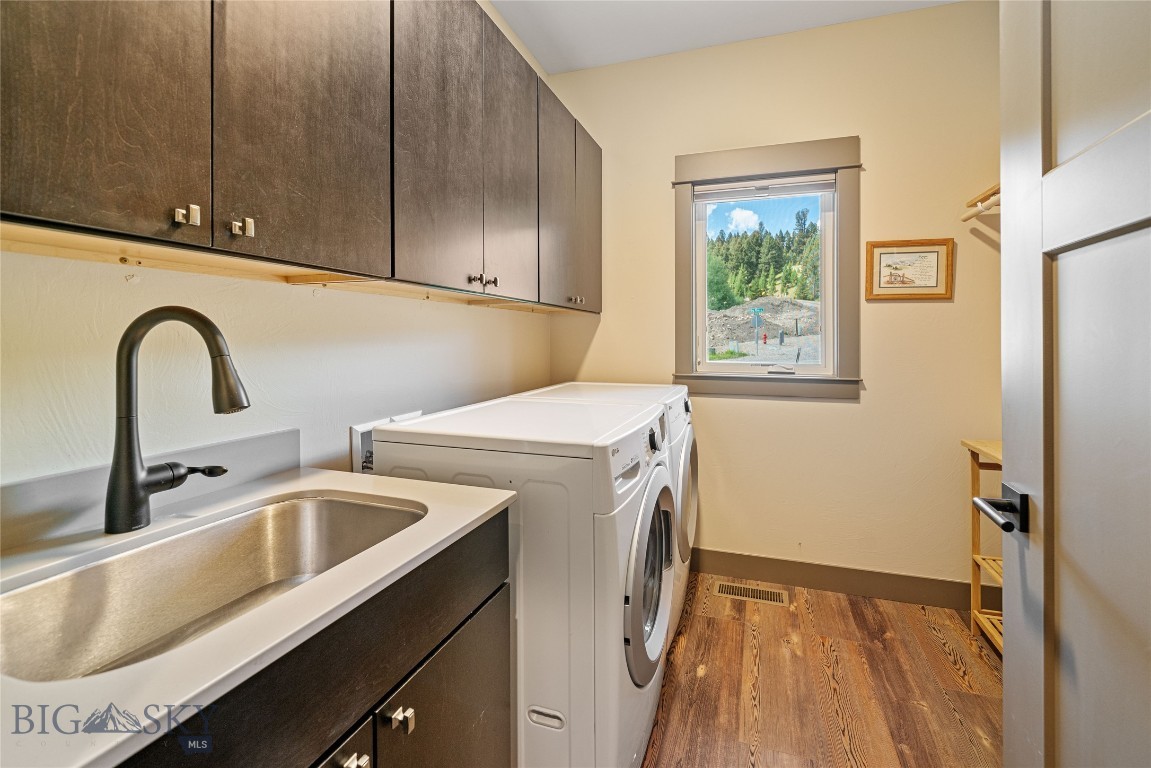 458 Big Pine Property Photo 15